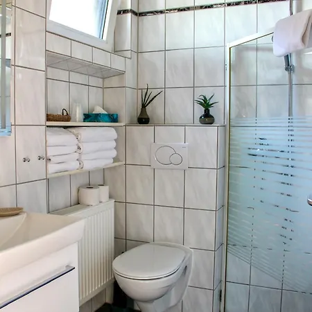 בית הארחה Wollscheid 2*