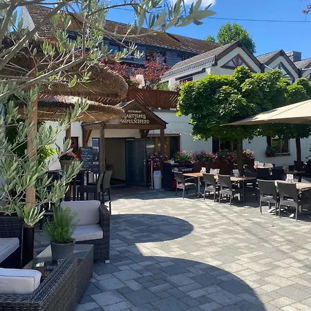 Wollscheid בית הארחה 2*